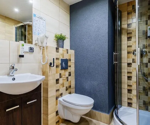 U Tatarow בית אירוח *